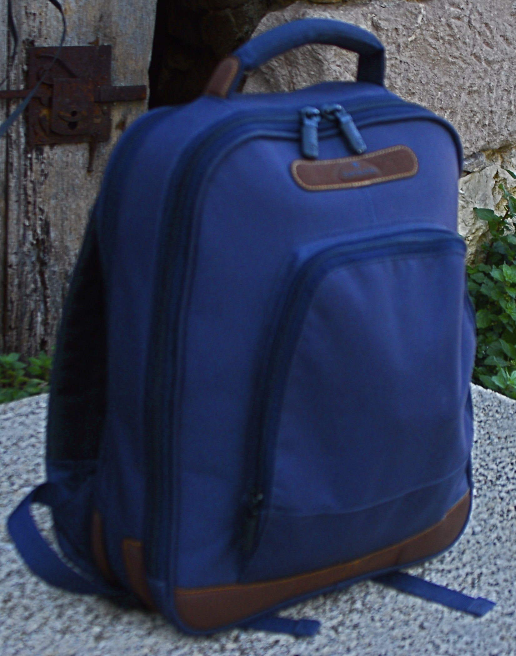 Zainetto color camoscio blu