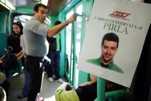 Pirla Salvini, il leghista che ha proposto l'apartheid nella metropolitana milanese